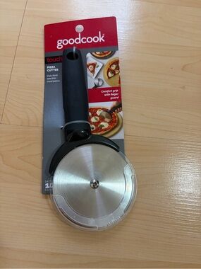 Goodcook Touch Pizza Cutter - Black & Silver